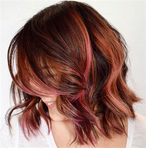 25 idee di meches rosa nei capelli neri per ispirare il vostro .